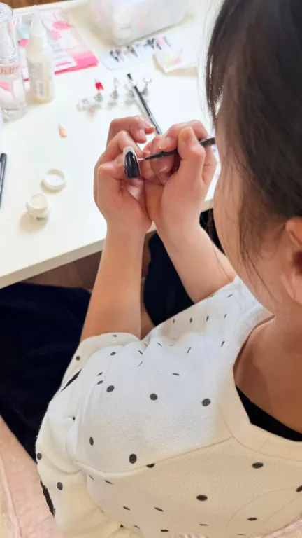 ネイルスクールViVi大阪四條畷校