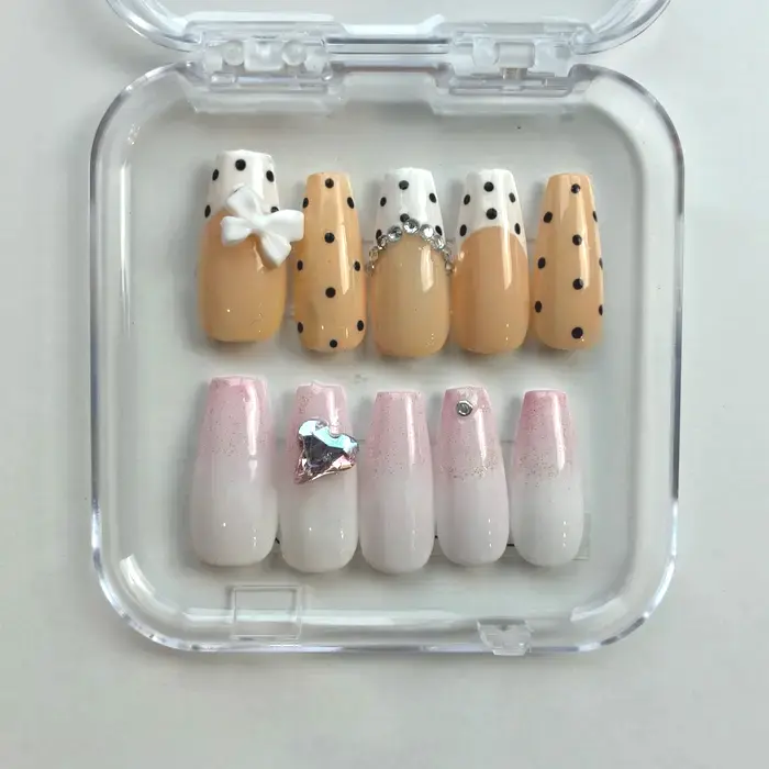 二子玉川のキッズネイル体験後に中学2年生・E.Tさんが自宅で完成させたネイルチップ作品